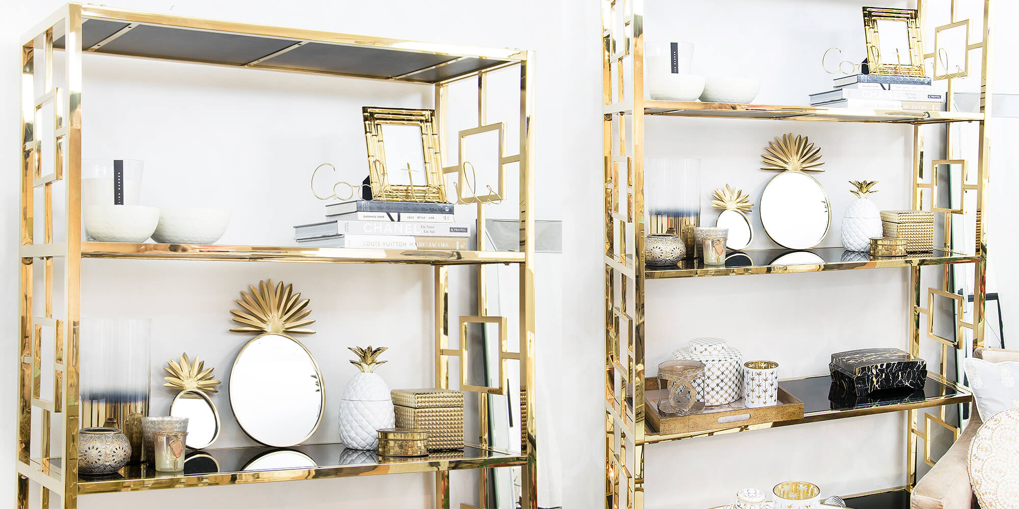 Shelfie love: Art deco-Elemente perfekt inszenieren