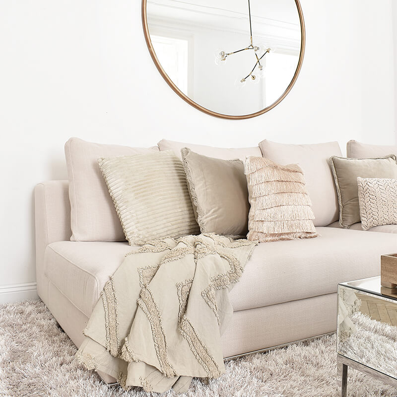 Cozy Corner: Sofa Deko in Naturfarben