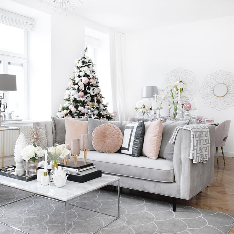 Wohnzimmer im Weihnachts-Styling