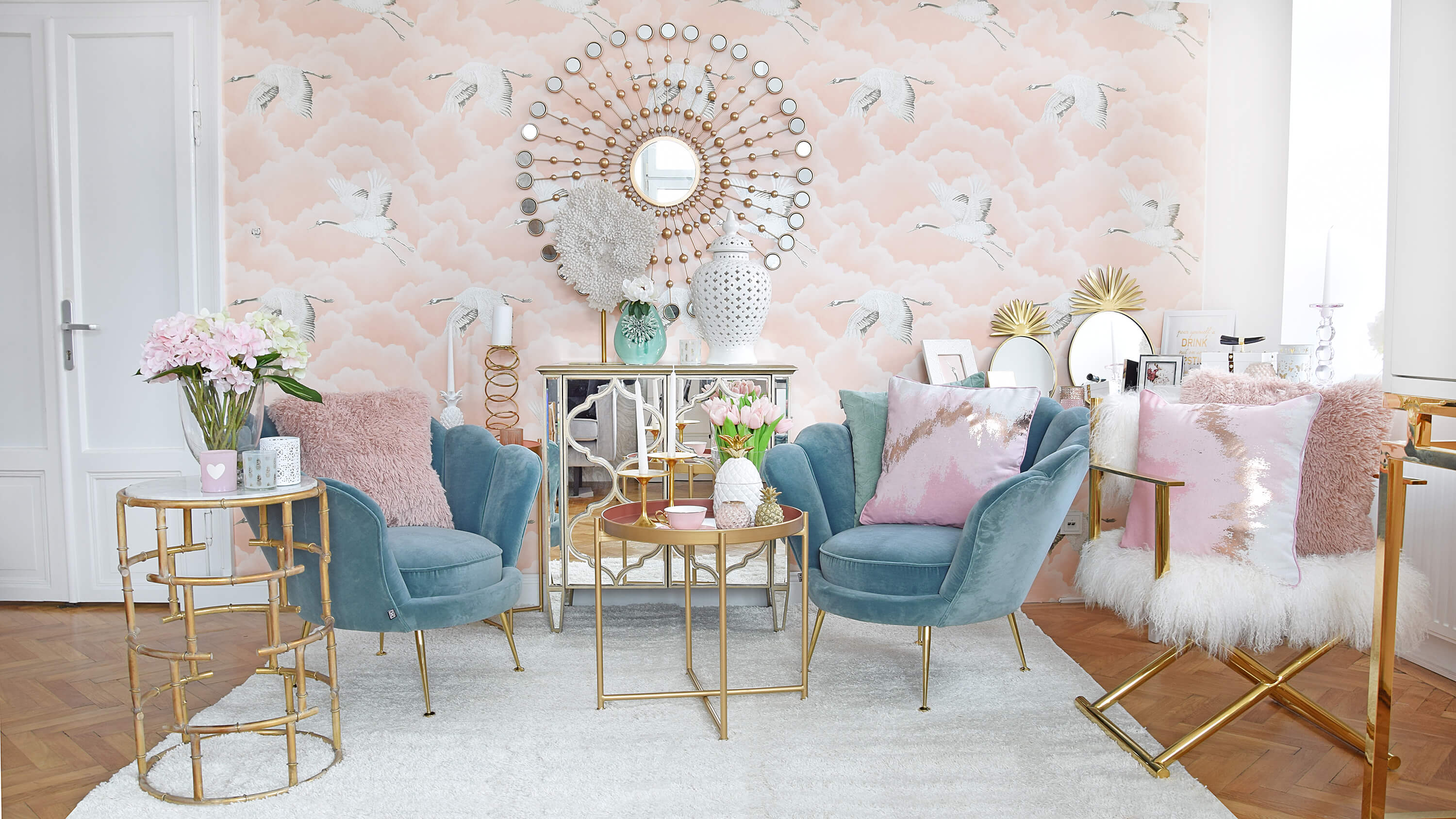 Mermaid Dreams - Wohnzimmer-Lounge in Rosa & Türkisblau