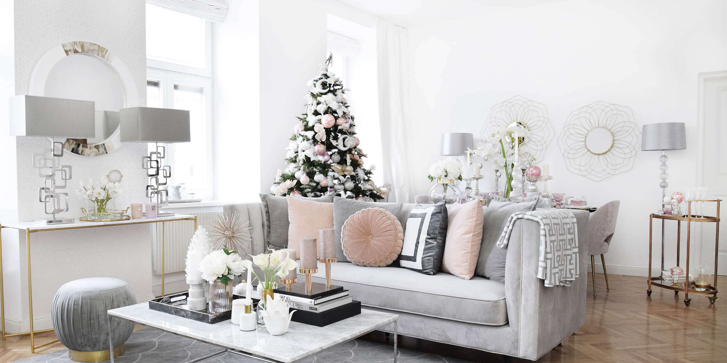 Wohnzimmer im Weihnachts-Styling