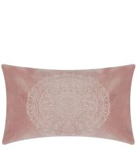 längliche Kissenhülle aus Samt bestickt mit großem Ornament, altrosa by Saskiasbeautyblog