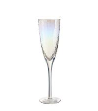 Sektglas mit schillernder Oberfläche in Hammerschlag-Optik