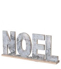 stehender Schriftzug 'NOEL' aus Holz & Birkenrunde, verwaschen grau