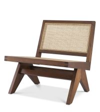 moderner Loungesessel von Eichholtz aus braunem Holz, Sitzfläche aus Rattan