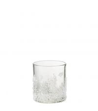 kleines, winterliches Teelichglas aus klarem Glas mit schimmernden Dekosteinen in Eiszapfenform angeordneten